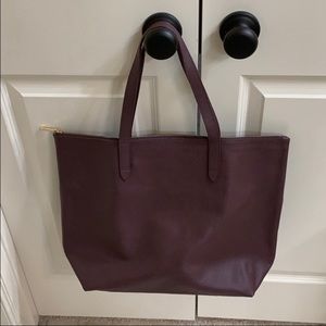 Cuyana Classic Leather Zipper Tote